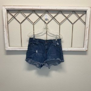 refuge size 12 shorts